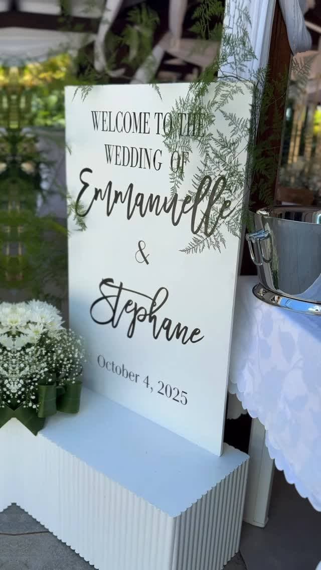 Le panneau d'accueil du mariage d'Emmanuelle et Stéphane