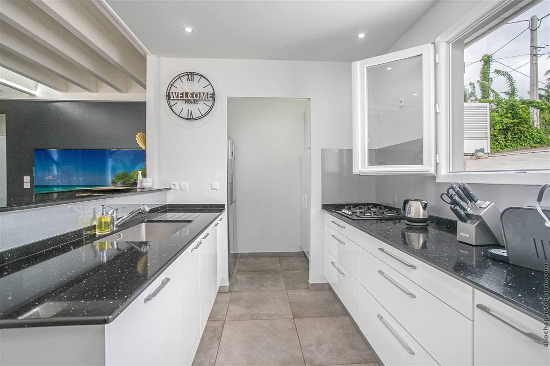 La cuisine équipée de la villa